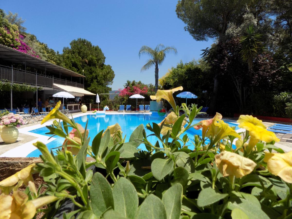 Lefkas Blue Hotel Nikiána Kültér fotó